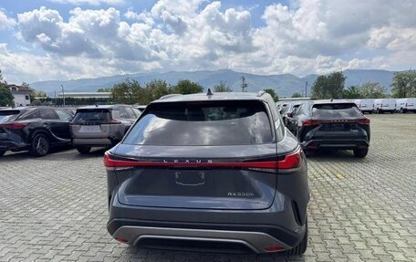 Lexus RX IV рестайлинг, 2026 год, 12 300 000 рублей, 3 фотография