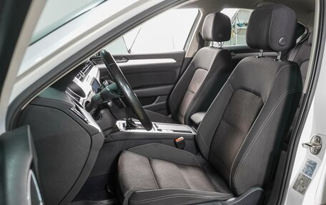 Volkswagen Passat B8 рестайлинг, 2016 год, 1 799 000 рублей, 10 фотография