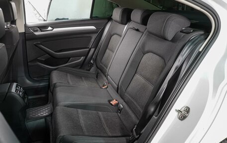 Volkswagen Passat B8 рестайлинг, 2016 год, 1 799 000 рублей, 9 фотография