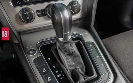 Volkswagen Passat B8 рестайлинг, 2016 год, 1 799 000 рублей, 19 фотография