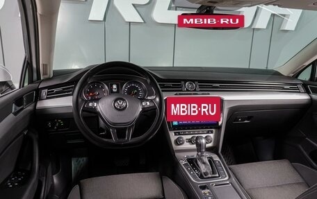 Volkswagen Passat B8 рестайлинг, 2016 год, 1 799 000 рублей, 6 фотография