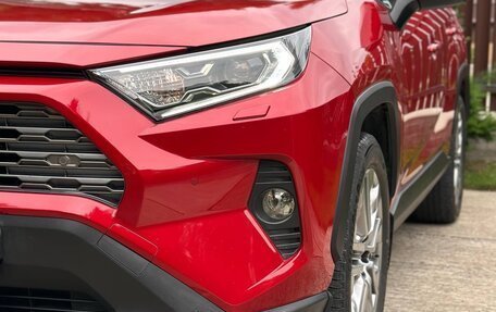 Toyota RAV4, 2021 год, 3 495 000 рублей, 2 фотография