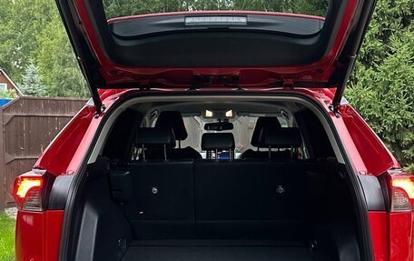 Toyota RAV4, 2021 год, 3 495 000 рублей, 12 фотография