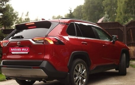 Toyota RAV4, 2021 год, 3 495 000 рублей, 7 фотография