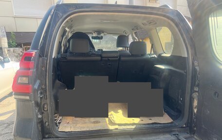 Toyota Land Cruiser Prado 150 рестайлинг 2, 2017 год, 3 540 000 рублей, 11 фотография