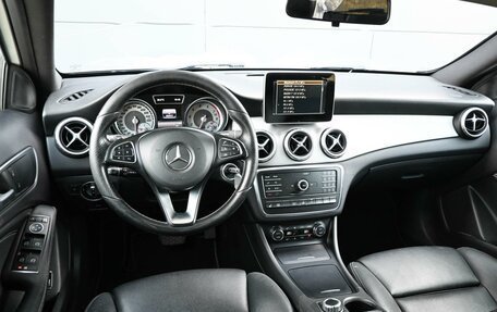 Mercedes-Benz GLA, 2016 год, 1 899 000 рублей, 6 фотография