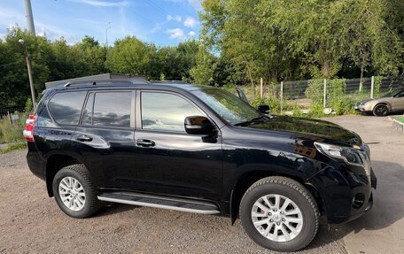 Toyota Land Cruiser Prado 150 рестайлинг 2, 2016 год, 3 500 000 рублей, 6 фотография