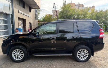 Toyota Land Cruiser Prado 150 рестайлинг 2, 2016 год, 3 500 000 рублей, 3 фотография