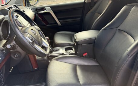 Toyota Land Cruiser Prado 150 рестайлинг 2, 2016 год, 3 500 000 рублей, 9 фотография
