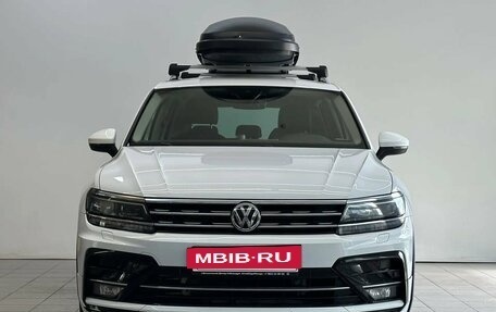 Volkswagen Tiguan II, 2020 год, 3 100 000 рублей, 2 фотография