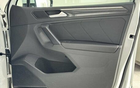 Volkswagen Tiguan II, 2020 год, 3 100 000 рублей, 26 фотография