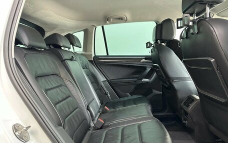 Volkswagen Tiguan II, 2020 год, 3 100 000 рублей, 23 фотография