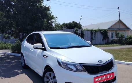 KIA Rio III рестайлинг, 2015 год, 680 000 рублей, 3 фотография