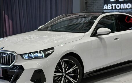 BMW 5 серия, 2025 год, 7 600 000 рублей, 2 фотография