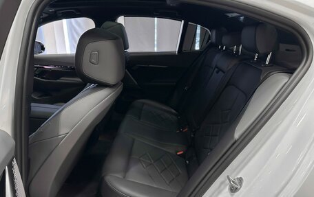 BMW 5 серия, 2025 год, 7 600 000 рублей, 16 фотография