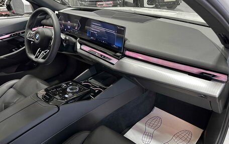 BMW 5 серия, 2025 год, 7 600 000 рублей, 21 фотография