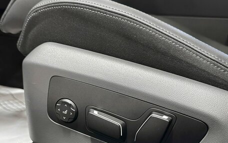 BMW 5 серия, 2025 год, 7 600 000 рублей, 31 фотография