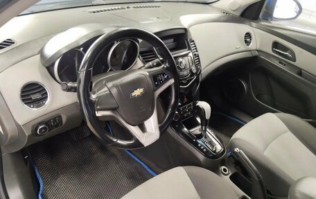 Chevrolet Cruze II, 2009 год, 430 000 рублей, 8 фотография