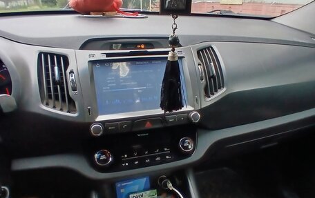 KIA Sportage III, 2011 год, 1 050 000 рублей, 6 фотография