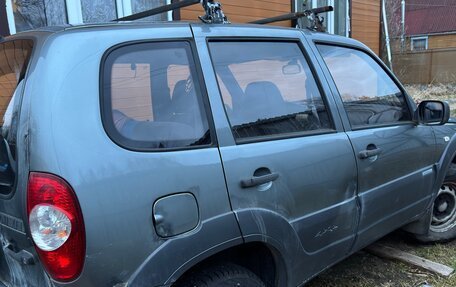 Chevrolet Niva I рестайлинг, 2011 год, 400 000 рублей, 5 фотография