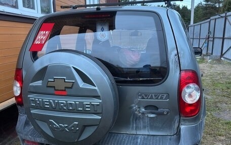 Chevrolet Niva I рестайлинг, 2011 год, 400 000 рублей, 4 фотография