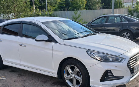 Hyundai Sonata VII, 2019 год, 900 000 рублей, 2 фотография