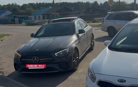 Mercedes-Benz E-Класс, 2021 год, 4 600 000 рублей, 2 фотография