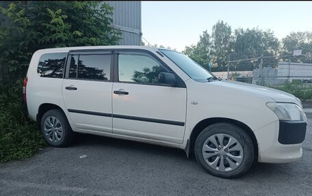 Toyota Probox I, 2015 год, 790 000 рублей, 2 фотография