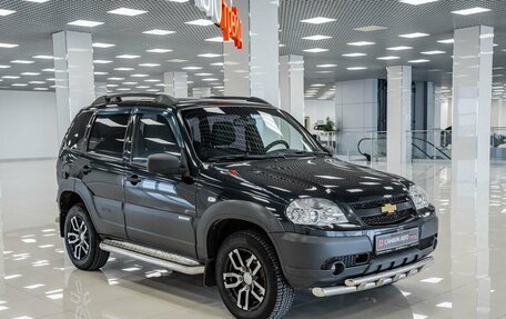 Chevrolet Niva I рестайлинг, 2016 год, 599 000 рублей, 3 фотография