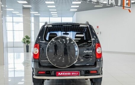 Chevrolet Niva I рестайлинг, 2016 год, 599 000 рублей, 8 фотография