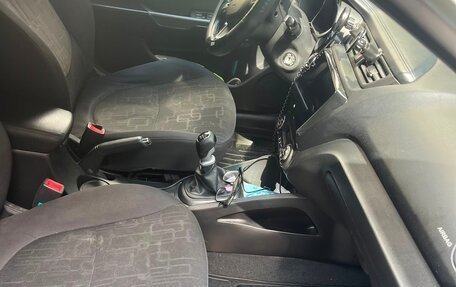 KIA Rio III рестайлинг, 2013 год, 830 000 рублей, 17 фотография