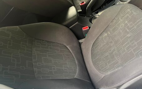 KIA Rio III рестайлинг, 2013 год, 830 000 рублей, 16 фотография