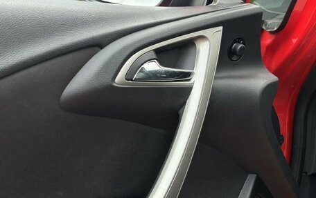 Opel Astra J, 2012 год, 595 000 рублей, 14 фотография