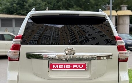 Toyota Land Cruiser Prado 150 рестайлинг 2, 2016 год, 3 100 000 рублей, 5 фотография