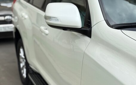 Toyota Land Cruiser Prado 150 рестайлинг 2, 2016 год, 3 100 000 рублей, 19 фотография