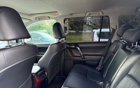 Toyota Land Cruiser Prado 150 рестайлинг 2, 2016 год, 3 100 000 рублей, 27 фотография