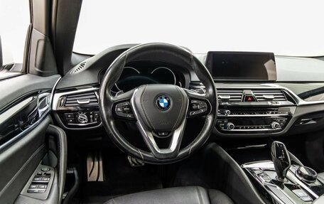 BMW 5 серия, 2017 год, 3 488 000 рублей, 15 фотография