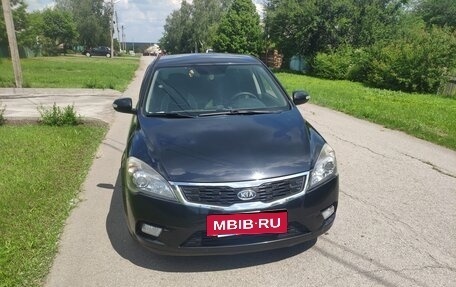 KIA cee'd I рестайлинг, 2011 год, 685 000 рублей, 1 фотография