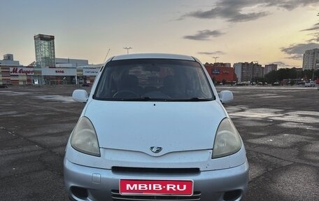 Toyota FunCargo, 2001 год, 365 000 рублей, 1 фотография