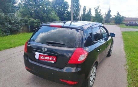 KIA cee'd I рестайлинг, 2011 год, 685 000 рублей, 4 фотография
