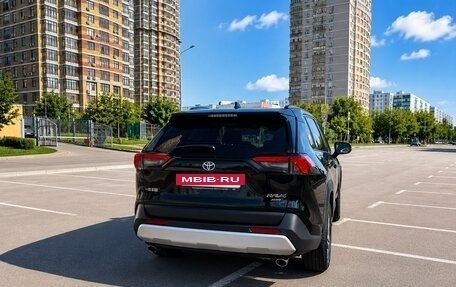 Toyota RAV4, 2025 год, 3 850 000 рублей, 4 фотография