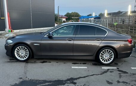 BMW 5 серия, 2012 год, 1 600 000 рублей, 3 фотография