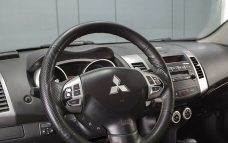 Mitsubishi Outlander III рестайлинг 3, 2007 год, 890 000 рублей, 11 фотография