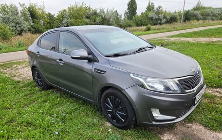 KIA Rio III рестайлинг, 2014 год, 790 000 рублей, 2 фотография