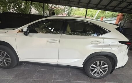 Lexus NX I, 2017 год, 2 700 000 рублей, 3 фотография