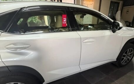 Lexus NX I, 2017 год, 2 700 000 рублей, 4 фотография
