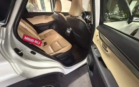 Lexus NX I, 2017 год, 2 700 000 рублей, 14 фотография