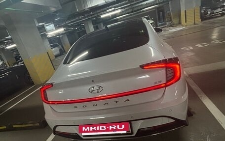 Hyundai Sonata VIII, 2021 год, 2 550 000 рублей, 4 фотография