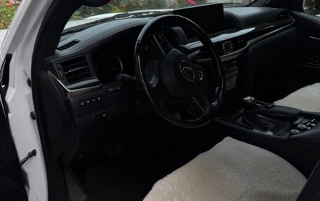 Lexus LX III, 2017 год, 9 000 000 рублей, 6 фотография