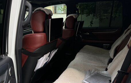 Lexus LX III, 2017 год, 9 000 000 рублей, 8 фотография